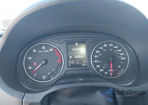 2015 Audi A3 1.8T Premium z USA, uszkodzony, nr VIN WAUACGFF7F1094412